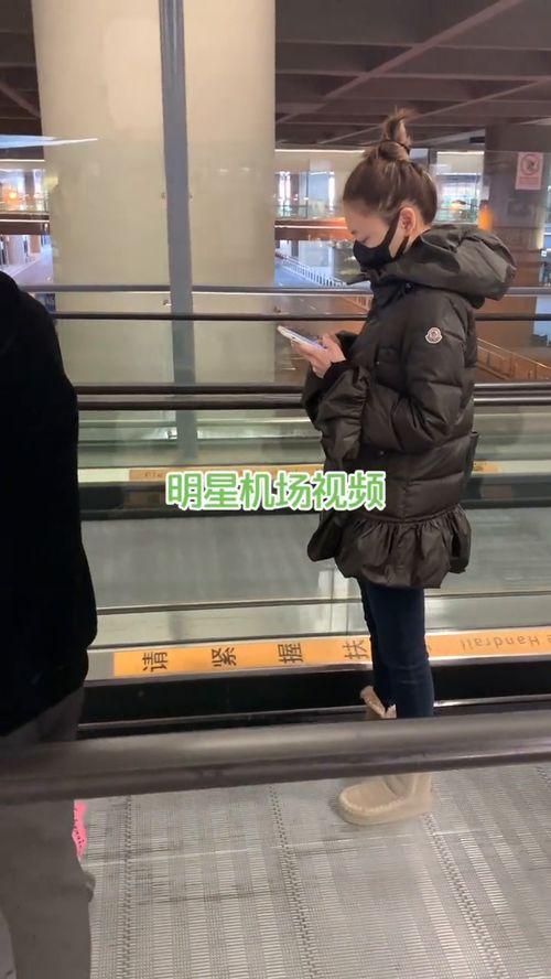 路人视角吃瓜车站,路人视角下的吃瓜现场