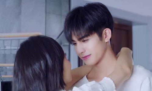 宋威龙宋茜吃瓜,吃瓜群众热议恋情真相