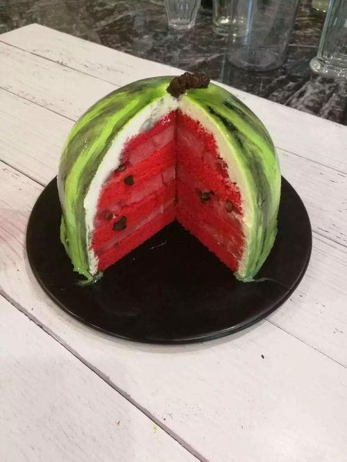 在课堂吃瓜,揭秘校园里的“吃瓜”现象