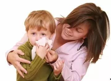 宝宝流鼻涕吃瓜,吃瓜也能缓解不适？揭秘瓜类食物的神奇功效